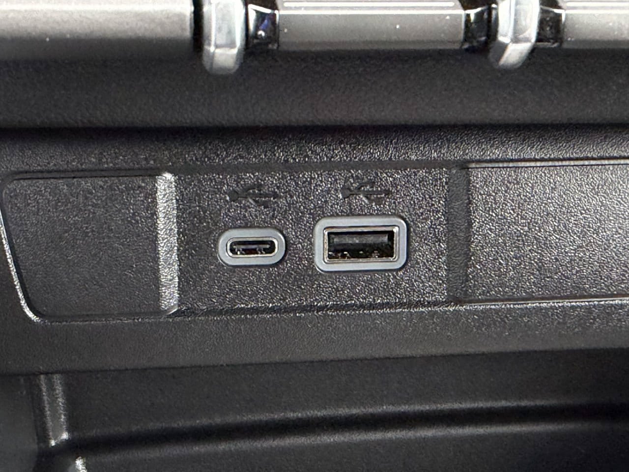 New 2026 Chevrolet Colorado LT w/ LT Convenience Package AWD/4WD image 19