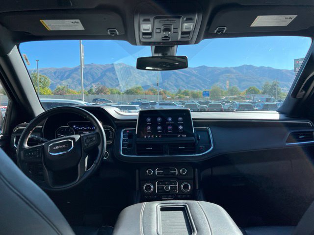 Used 2021 GMC Yukon XL AT4 w/ AT4 Premium Plus Package AWD/4WD image 24