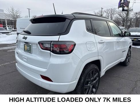 Used 2025 Jeep Compass Limited w/ High Altitude Package image 14