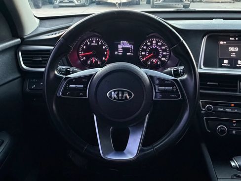Used 2020 Kia Optima S FWD image 17