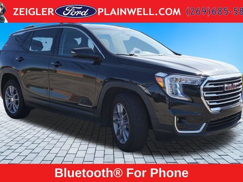 Used 2024 GMC Terrain SLT AWD/4WD image 7