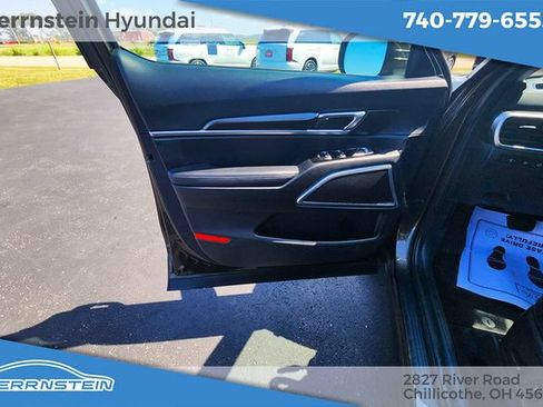 Used 2025 Kia Telluride S AWD/4WD image 9