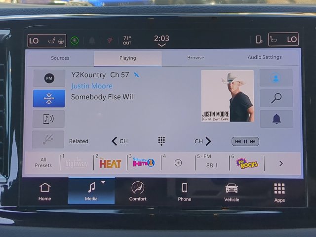 Certified 2025 Chrysler Pacifica Select FWD image 22