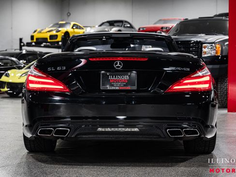 Used 2013 Mercedes-Benz SL 63 AMG image 4