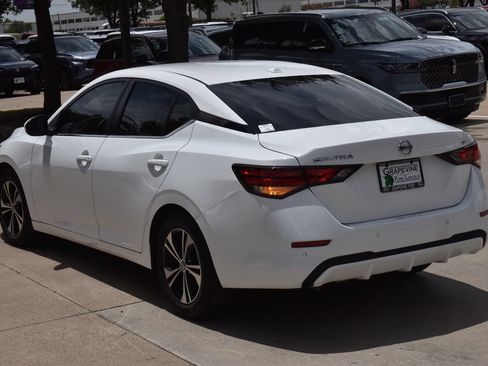 Used 2022 Nissan Sentra SV w/ All-Weather Package FWD image 10