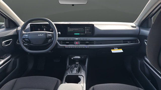 New 2026 Kia K4 FWD image 11