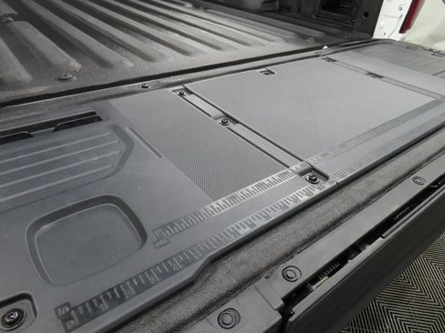 Used 2025 Ford F150 XLT w/ Equipment Group 302A MID image 41