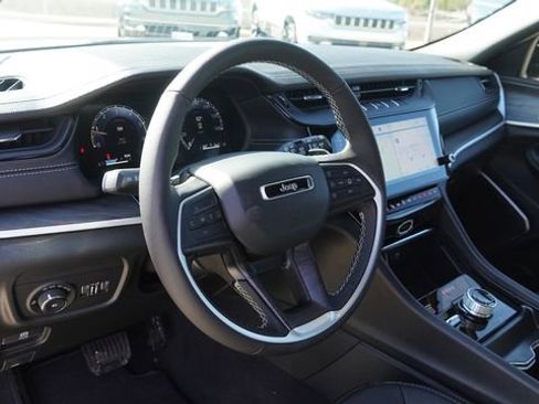 New 2026 Jeep Grand Cherokee Limited image 18