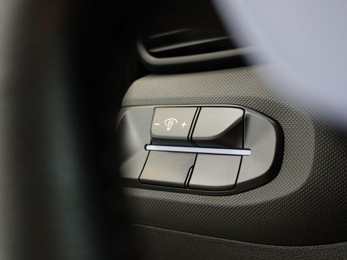 Used 2020 Hyundai Veloster N w/ Performance Package image 27