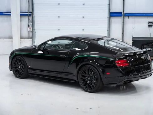 Used 2015 Bentley Continental GT3-R image 3