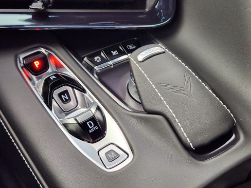 Used 2025 Chevrolet Corvette E-Ray w/ Stealth Interior Trim Package AWD/4WD image 23