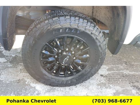 Used 2022 Chevrolet Silverado 2500 LTZ w/ LTZ Plus Package image 29