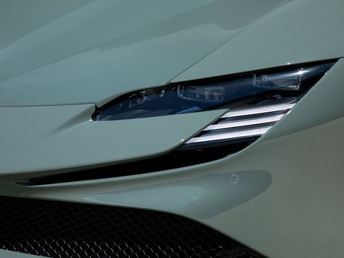 Certified 2025 Ferrari SF90 Spider AWD/4WD image 38