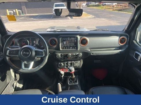 Used 2021 Jeep Gladiator Mojave AWD/4WD image 10