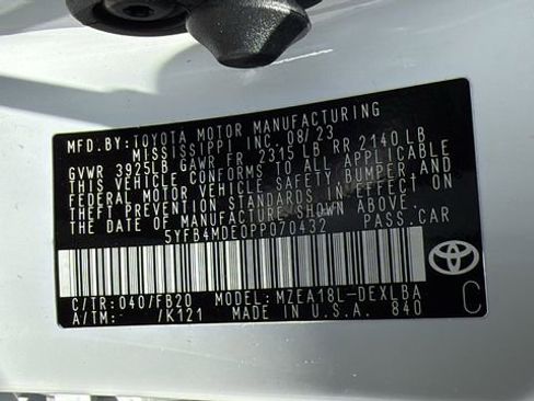 Used 2023 Toyota Corolla LE FWD image 25