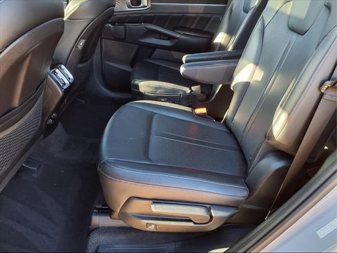 Used 2022 Kia Sorento SX image 29