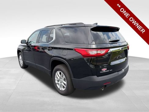Used 2021 Chevrolet Traverse LT AWD/4WD image 3