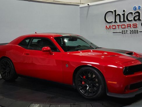 Used 2016 Dodge Challenger SRT Hellcat RWD image 1