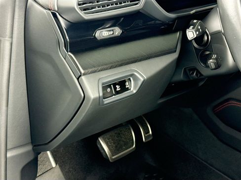 Used 2021 Lamborghini Urus AWD/4WD image 10