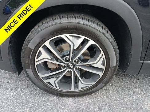 Used 2020 Hyundai Santa Fe Limited AWD/4WD image 2