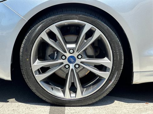 Used 2020 Ford Fusion Titanium AWD/4WD image 34