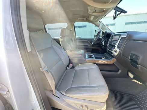 Used 2016 GMC Sierra 3500 SLT w/ Duramax Plus Package image 27