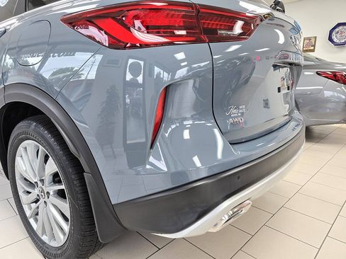 Used 2023 INFINITI QX50 Luxe AWD/4WD image 14