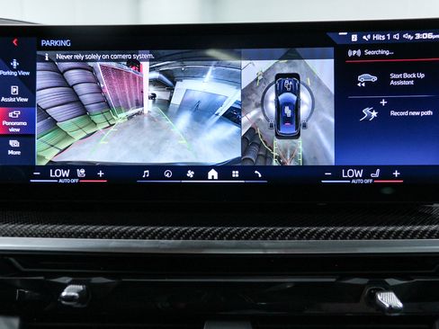 Used 2025 BMW X6 M60i AWD/4WD image 23