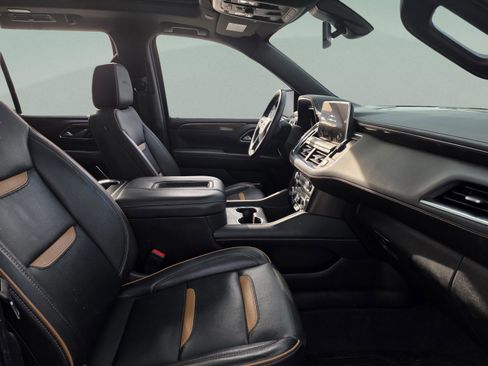 Used 2022 GMC Yukon AT4 w/ Max Trailering Package image 27