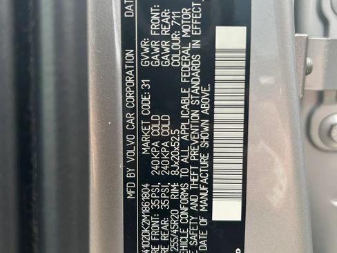 Used 2021 Volvo XC60 T5 Momentum w/ Advanced Package FWD image 50