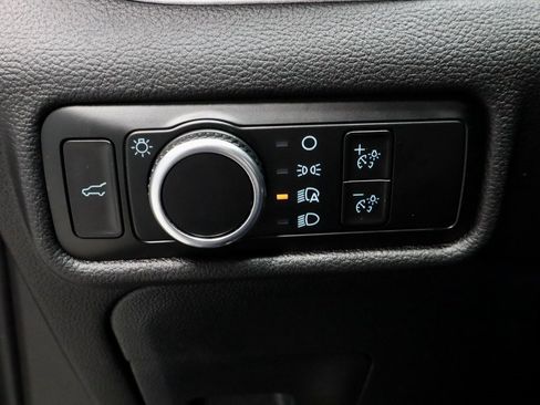 Certified 2023 Ford Explorer XLT image 27