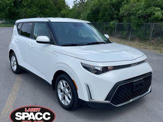Used 2023 Kia Soul LX w/ LX Technology Package FWD video 1