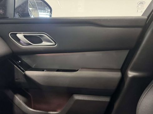 Used 2024 Land Rover Range Rover Velar S AWD/4WD image 31