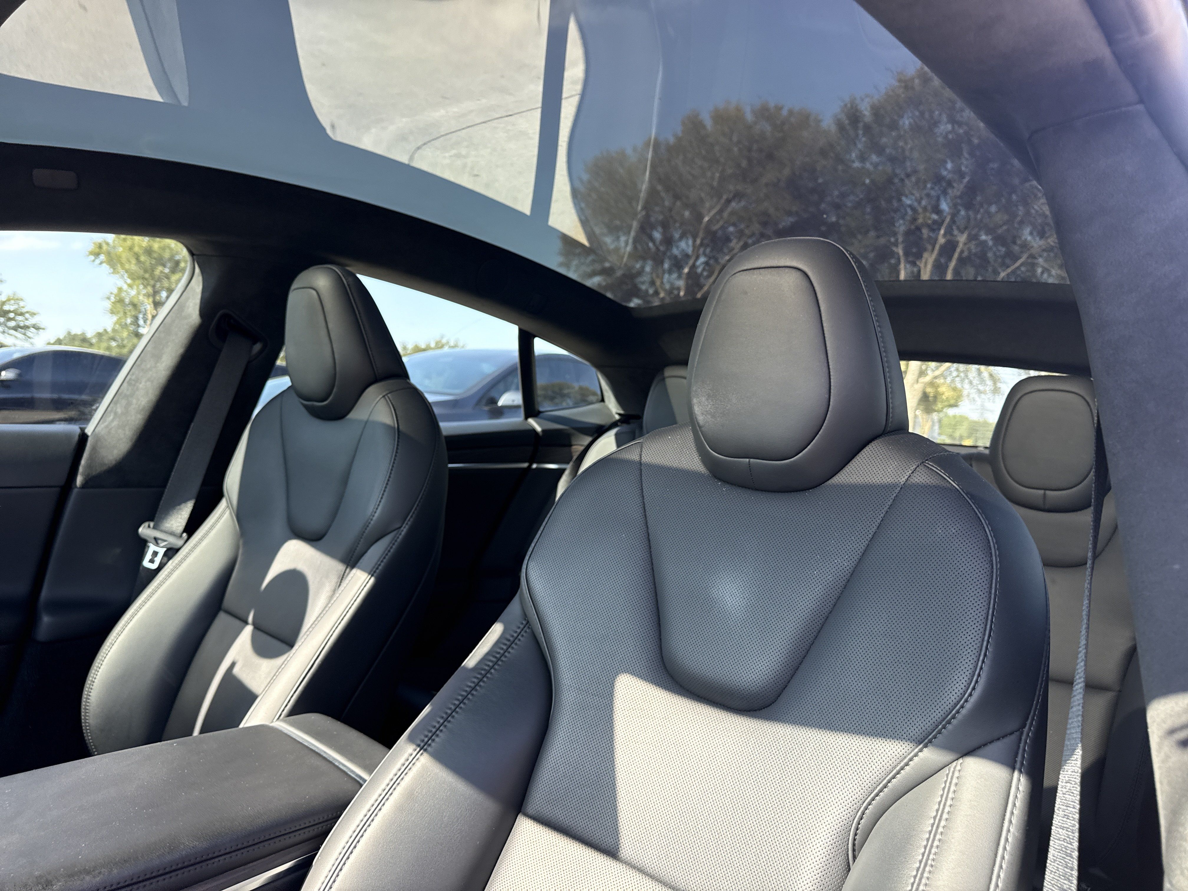 Used 2023 Tesla Model S Standard Range AWD/4WD image 4