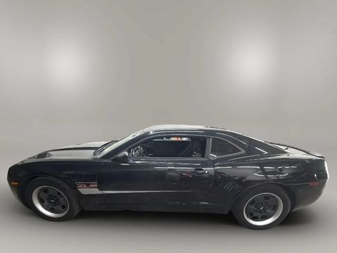 Used 2012 Chevrolet Camaro LS RWD image 2