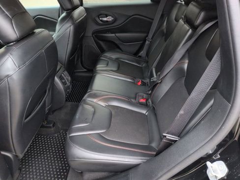 Certified 2020 Jeep Cherokee Trailhawk w/ Cold Weather Group image 25