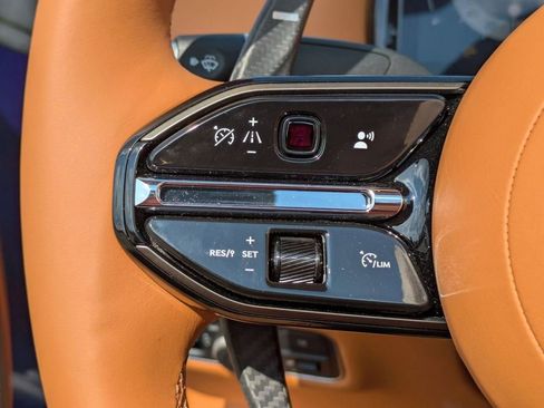 New 2025 Aston Martin DB12 Convertible RWD image 19