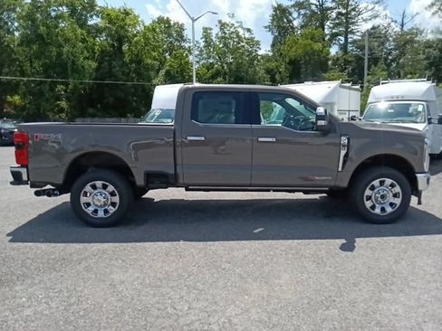 New 2026 Ford F250 King Ranch w/ Chrome Package AWD/4WD image 2