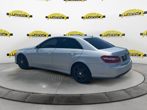 Used 2010 Mercedes-Benz E 350 Sedan image 3