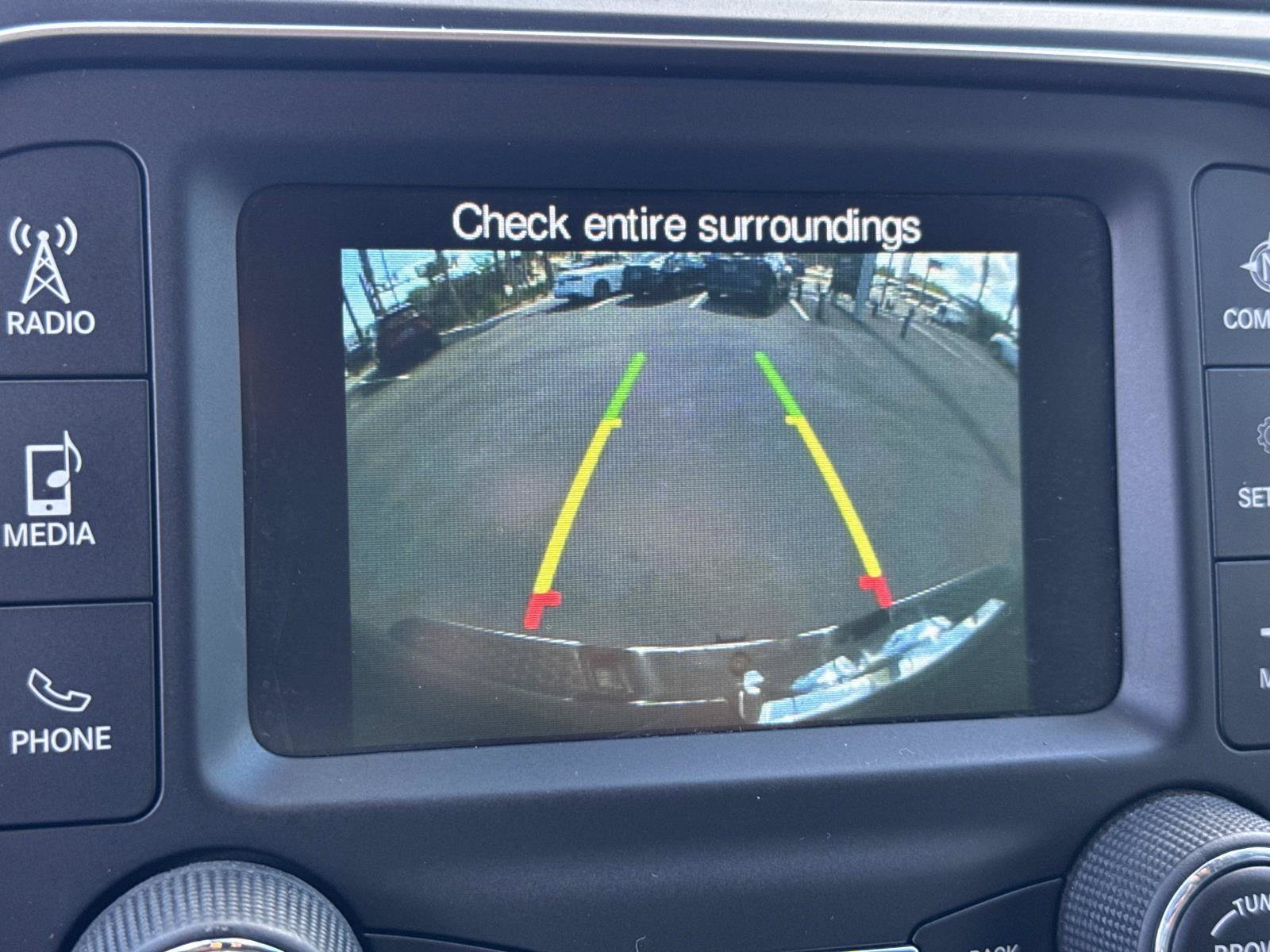 Used 2020 RAM 1500 Classic SLT AWD/4WD image 22