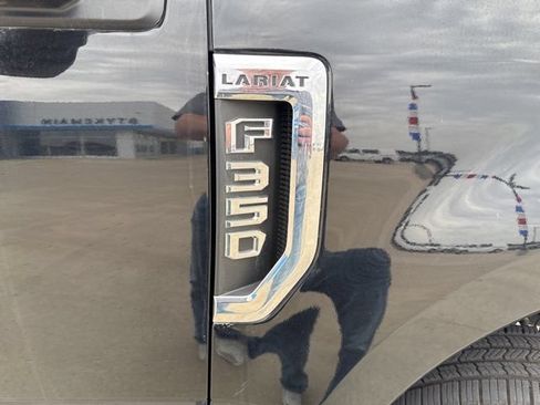 Used 2017 Ford F350 Lariat w/ FX4 4x4 Off Road Package image 18