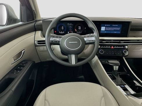 New 2026 Hyundai Tucson SEL image 18