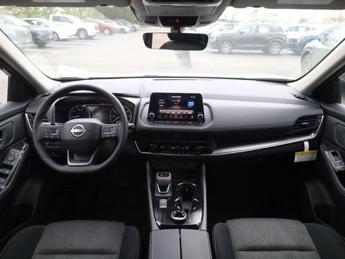 New 2026 Nissan Rogue SV w/ Cold Weather Package AWD/4WD image 7