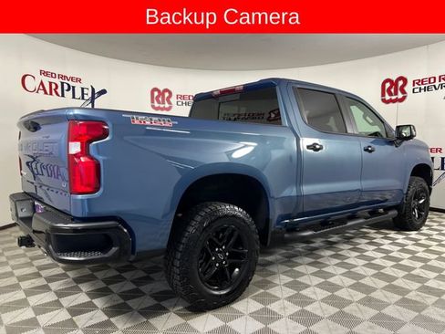 Used 2024 Chevrolet Silverado 1500 LT Trail Boss w/ Convenience Package II AWD/4WD image 8