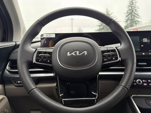 New 2026 Kia Carnival image 23
