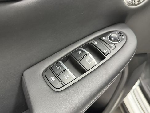 Certified 2025 INFINITI QX50 Sport AWD/4WD image 11