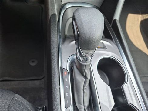 Used 2025 Chevrolet Malibu LT FWD image 12