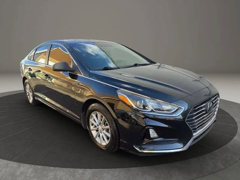 Used 2018 Hyundai Sonata SE image 3