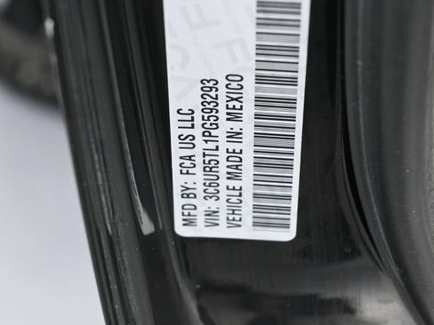 Used 2023 RAM 2500 Limited AWD/4WD image 18