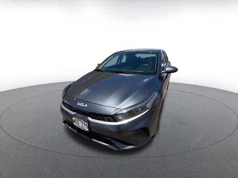 Used 2024 Kia Forte LXS FWD image 7